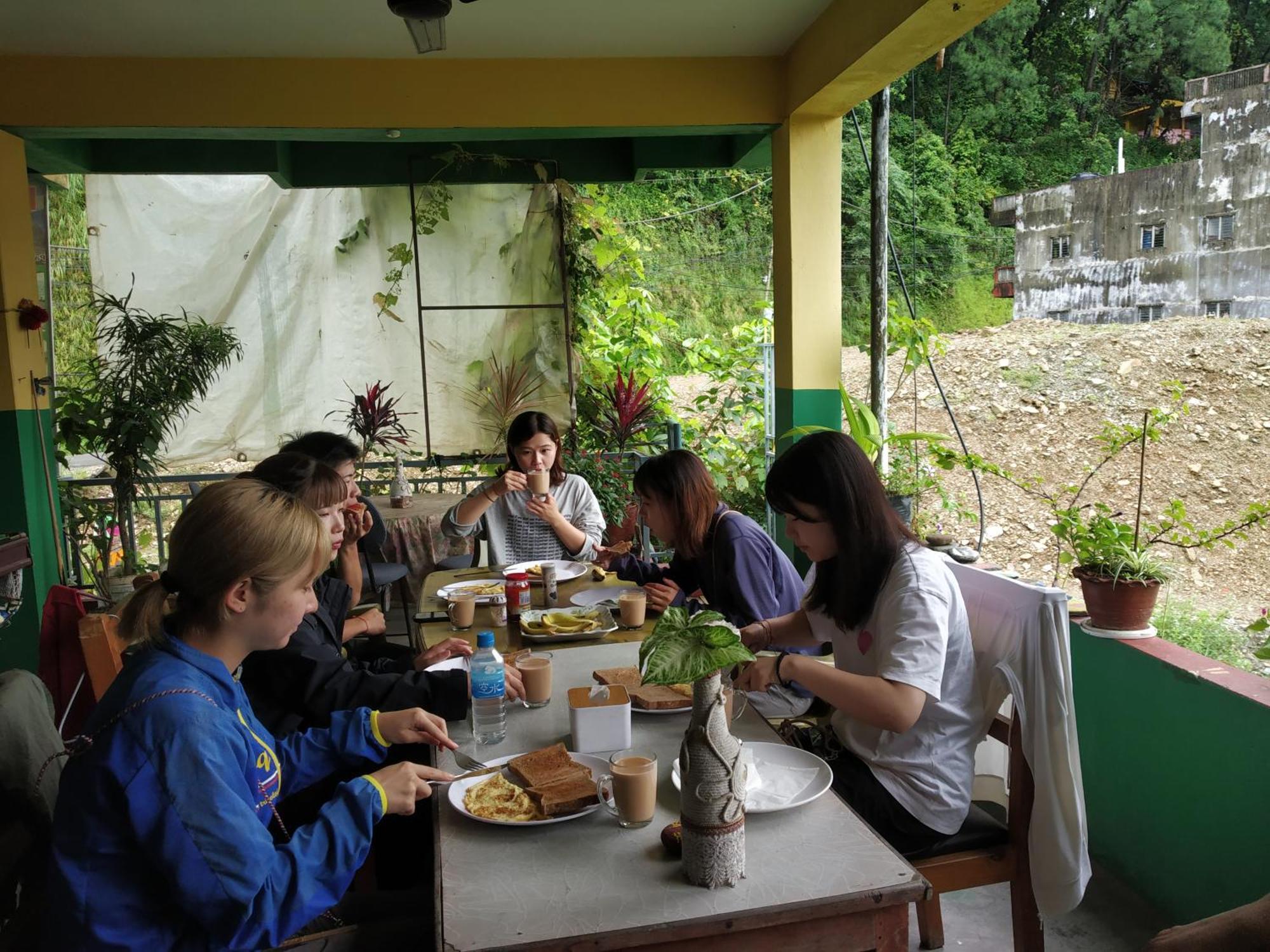 Bishnu Homestay Pokhara Buitenkant foto